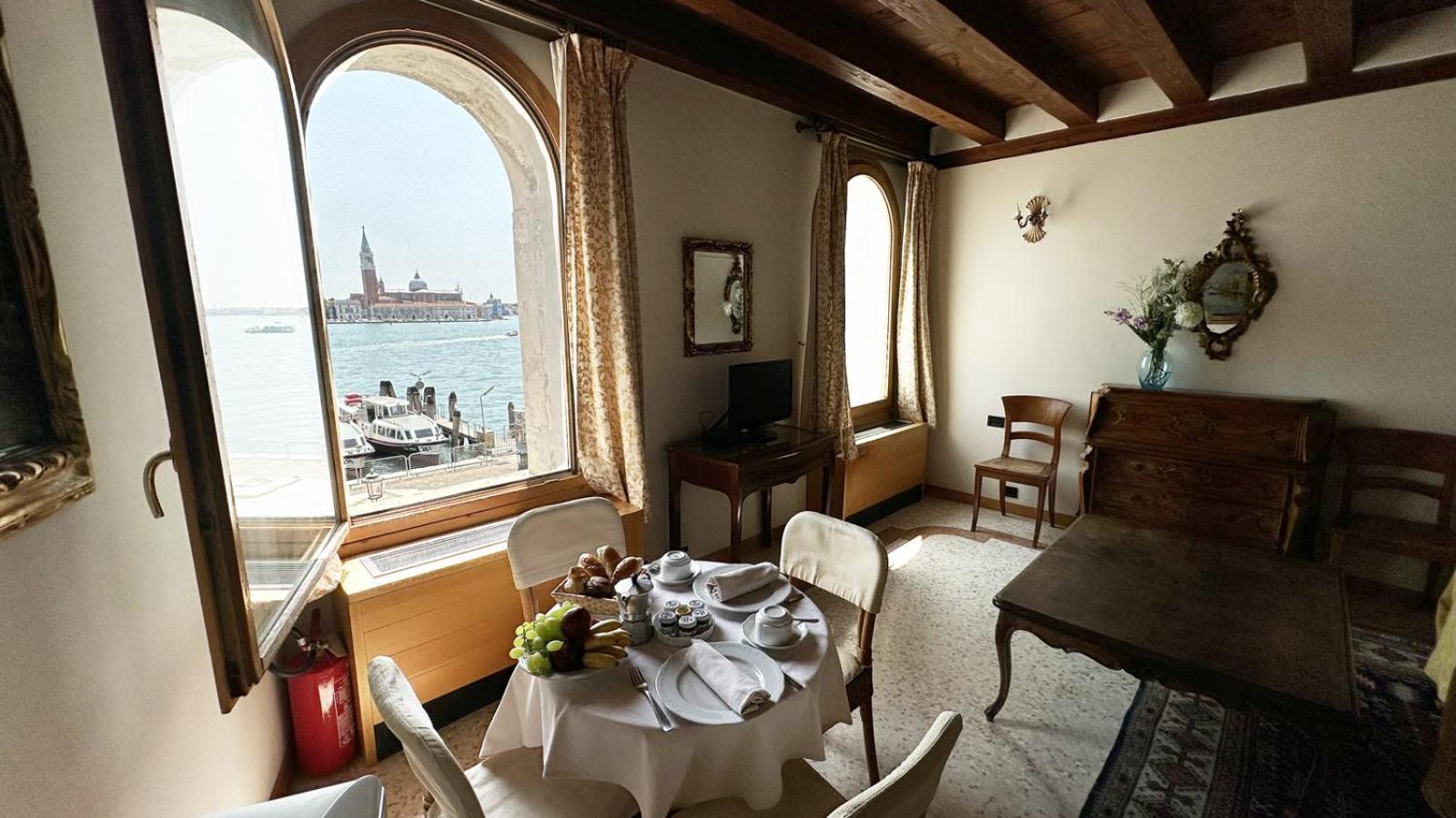 San Simeon Apartments Βενετία Εξωτερικό φωτογραφία