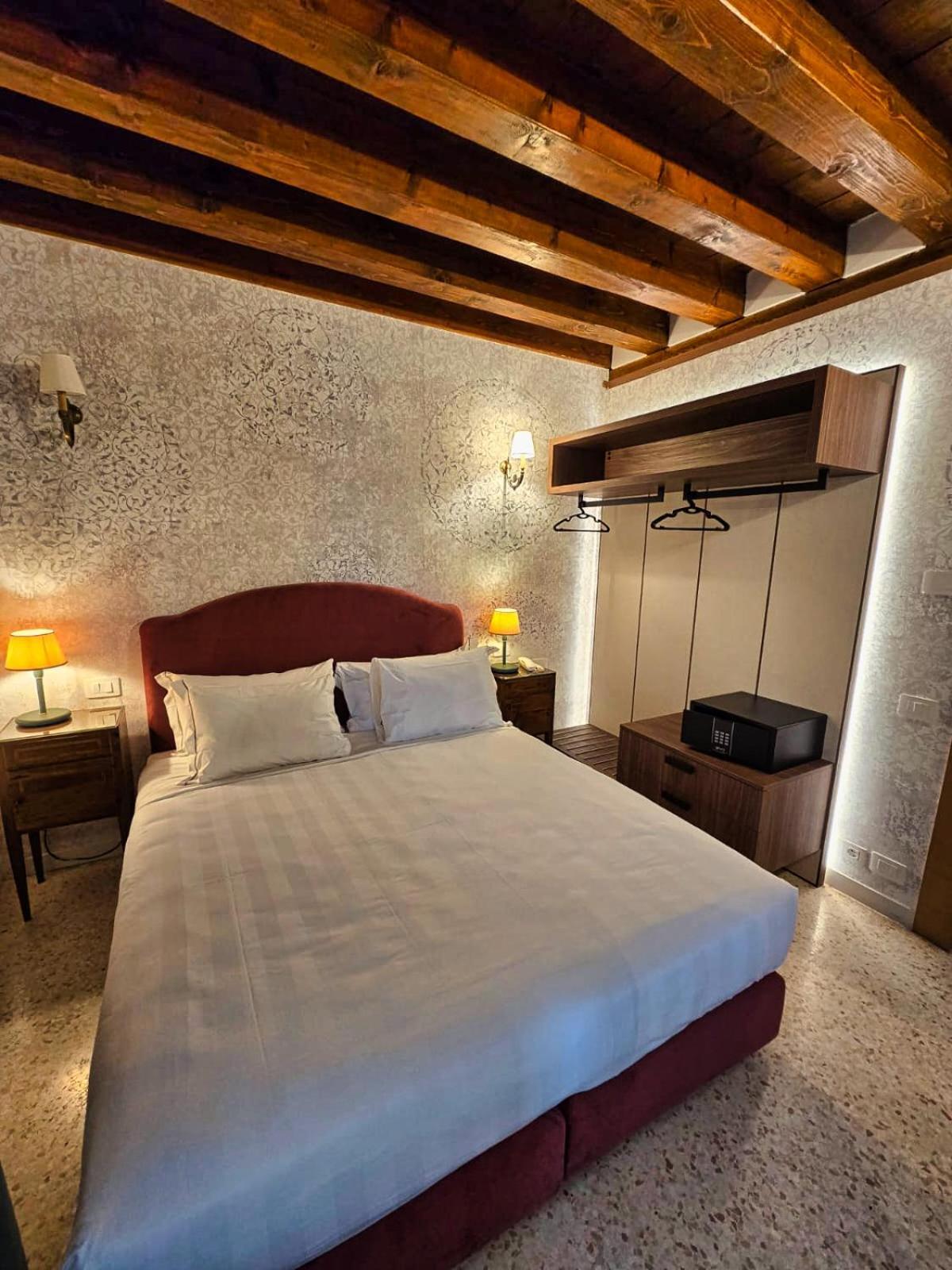 San Simeon Apartments Βενετία Εξωτερικό φωτογραφία